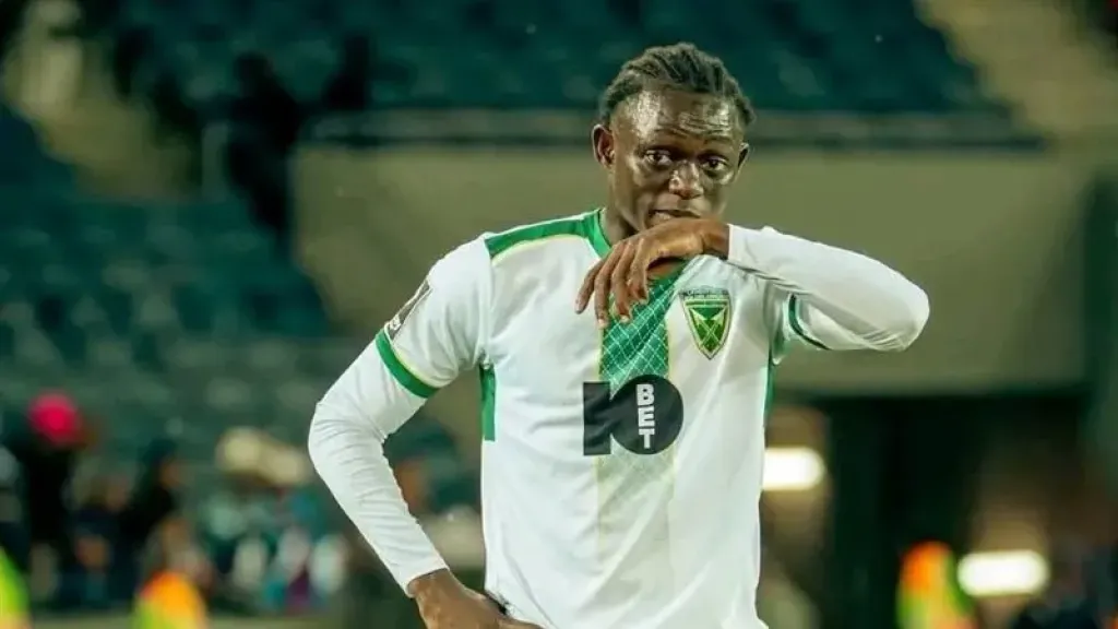 من هو إسحاق سيسيه؟ كل المعلومات عن صفقة الأهلي القادمة