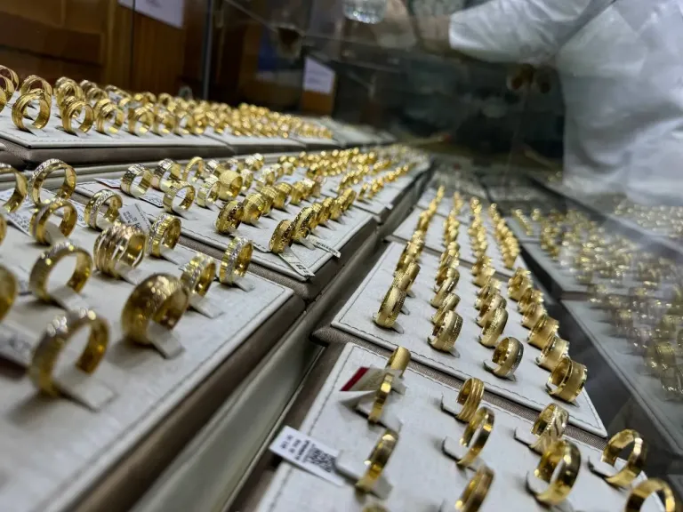 بعد ارتفاع 18%.. سعر الذهب اليوم الخميس 23 أبريل 2026 في مصر وعيار 21 يسجل رقمًا جديدًا