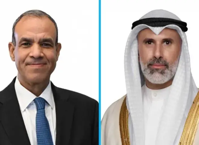 اتصال هاتفي بين وزير الخارجية ونظيره الكويتي لبحث مستجدات الأوضاع الإقليمية
