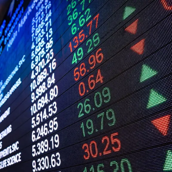 الصفقات الخاصة في سوق الأسهم السعودي.. تفاصيل تكشف تحركات المستثمرين واتجاهات السوق