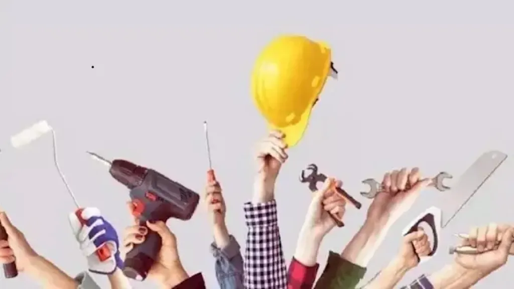 رسميًا.. الخميس 7 مايو عطلة مدفوعة الأجر للعاملين بالدولة والقطاع الخاص