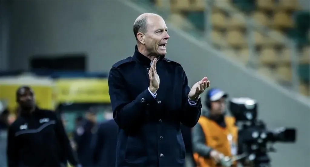 حقيقة إستقالة توروب من تدريب الأهلي.. مدرب الأحمر يهنئ بيراميدز على الفوز