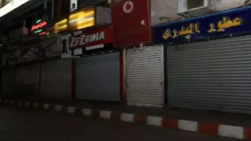 بعد تساؤلات المواطنين.. الحكومة تكشف الحقيقة الكاملة لمواعيد غلق المحلات اليوم