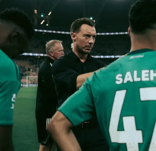 يايسلة في ورطة.. قائمة غيابات الأهلي ضد النصر في قمة الدوري السعودي