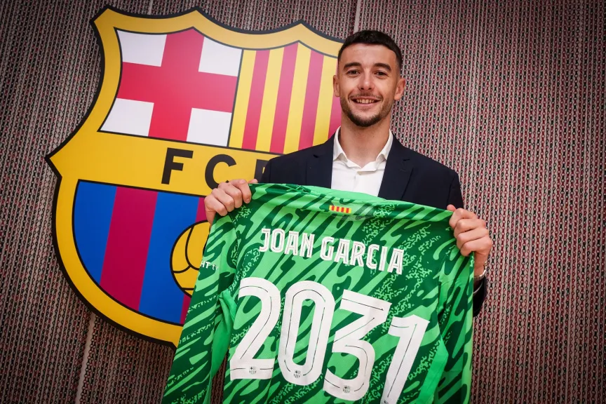 تغييرات ملحوظة في مركز حراسة المرمى.. برشلونة والصفقات الصيفية الجديدة