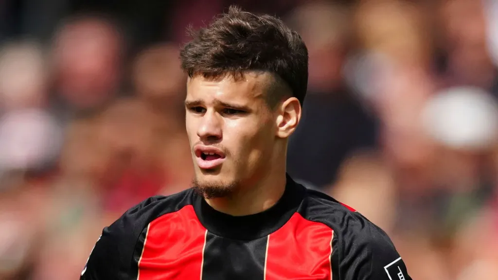 تصريحات مثيرة من كيركيز عن محمد صلاح في ليفربول.. ماذا دار بينهما؟