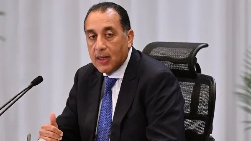 الحكومة تكشف التفاصيل.. حقيقة خسائر السياحة 600 مليون دولار بعد جدل تصريحات رئيس الوزراء