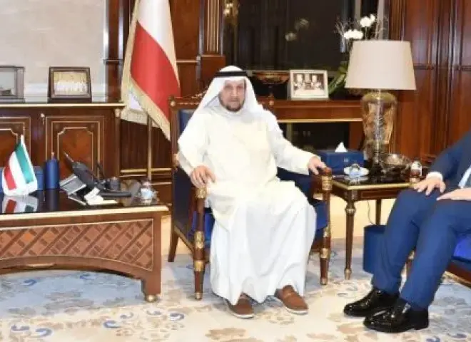 نائب رئيس مجلس الوزراء الكويتي يبحث مع سفير مصر لدى الكويت عدد من الموضوعات ذات الاهتمام المشترك