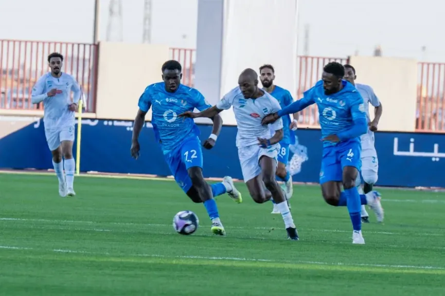 شاهد مجانًا.. القنوات الناقلة لمباراة الفتح ضد نيوم في الدوري السعودي