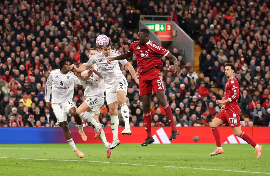 سلوت بالقوة الضاربة لحسم الديربي.. تشكيل ليفربول ضد مانشستر يونايتد في قمة الدوري الإنجليزي