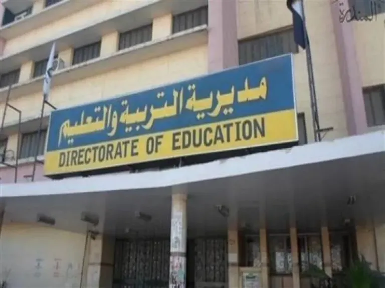 الاعتداء على طالبة في مدرسة بالجيزة.. تفاصيل واقعة الفيديو المنتشر وحقيقة المعتدي