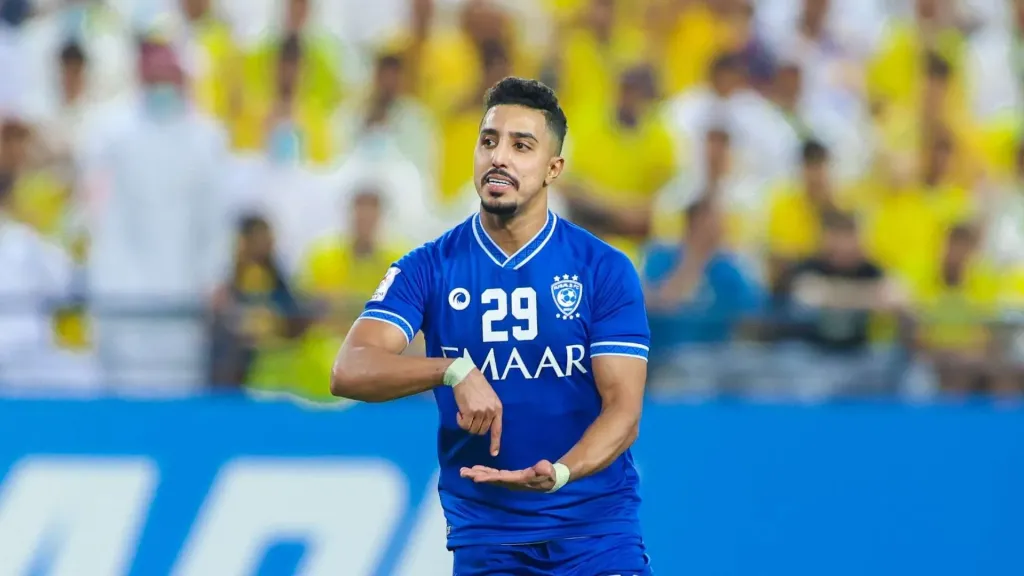إنقلاب في الدوري السعودي.. سالم الدوسري يفجرها ويقترب من الإنضمام إلى غريم الهلال بشروطه!