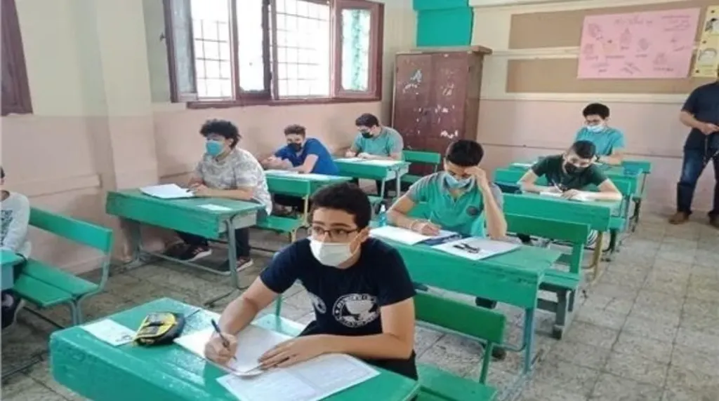 جدول الترم التاني نزل.. تعرف على موعد امتحانات الشهادة الإعدادية 2026 في مصر