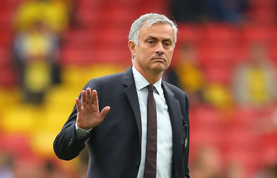 قرار نهائي.. تصرف مورينيو يغلق الباب أمام عودته لتدريب ريال مدريد مجددا