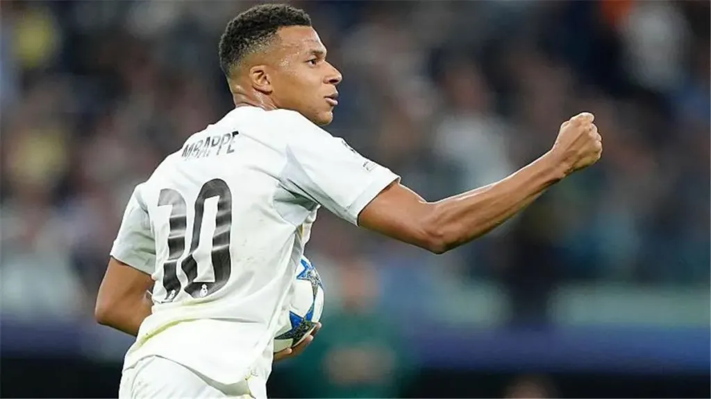 أول رد من كيليان مبابي على اتهامات جماهير ريال مدريد.. ماذا قال؟