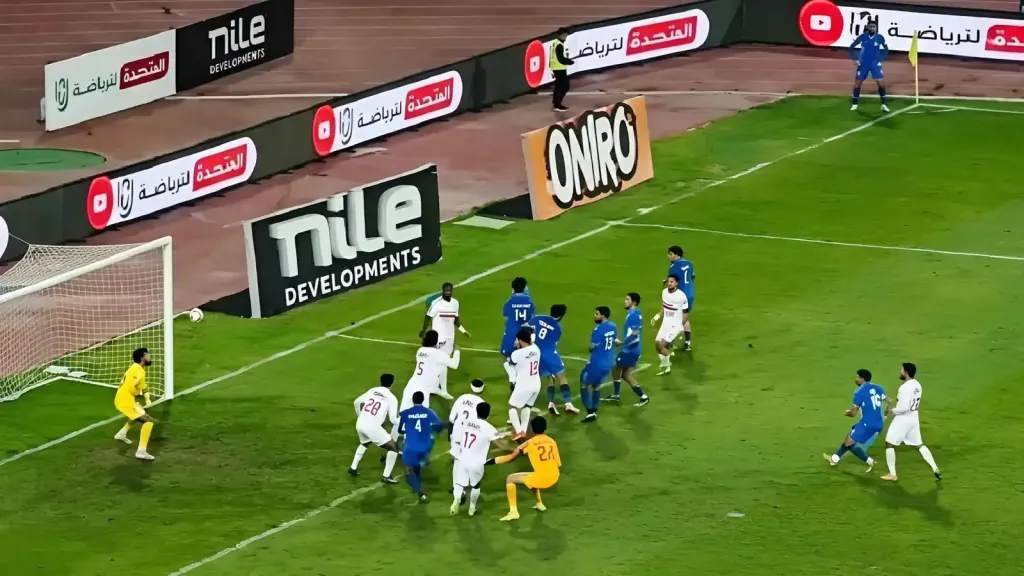 ماذا حدث في ركنية سموحة أمام الزمالك؟ حارس الفريق يكشف الحقيقة ويرد على الجدل