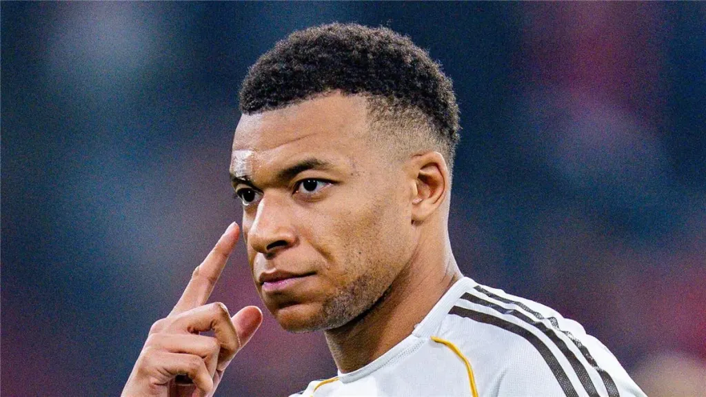 صدمة في ريال مدريد.. مبابي يغيب عن الكلاسيكو أمام برشلونة