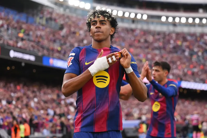 لامين يامال يمنع إنضمام جوليان ألفاريز لبرشلونة.. طالع التفاصيل