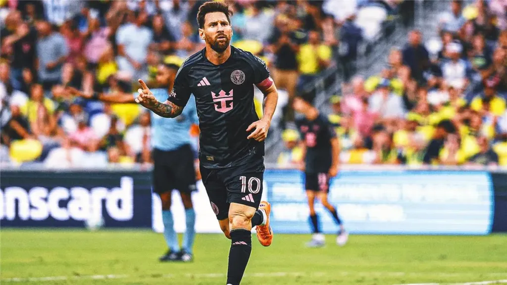 إنتر ميامي يتفوق على سينسيناتي في مباراة مثيرة.. وميسي يقود العودة في الدوري الأمريكي