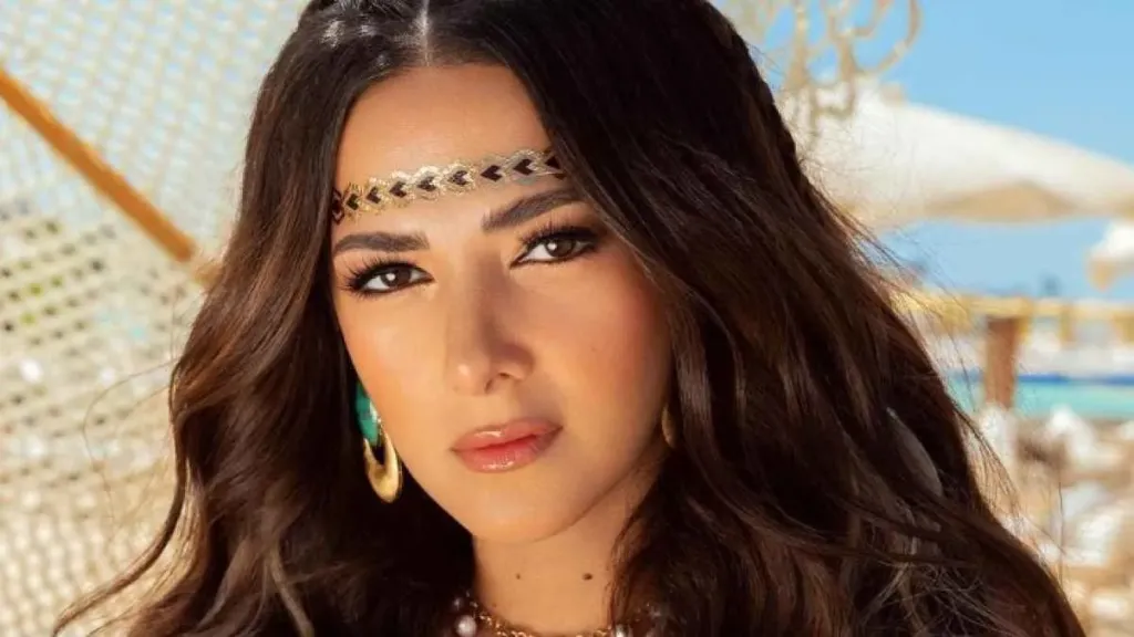 صورة نادرة.. هل تشبه دنيا سمير غانم أول محامية مصرية؟
