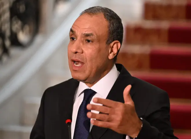 وزير الخارجية يبحث هاتفيًا مع مستشار الرئيس الأمريكي تطورات الأوضاع الإقليمية
