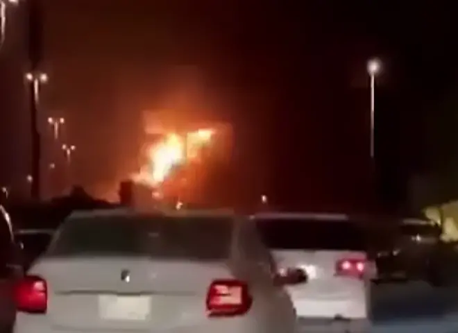 عاجل | الحوثيون يعلنون استهداف مطار أبها في المملكة العربية السعودية