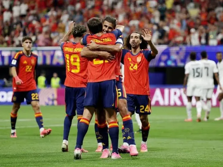 إسبانيا تطيح بفرنسا وتصعد لنهائي كأس العالم