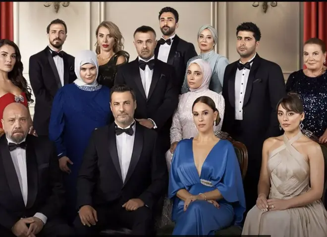 شراب التوت: حب وصراعات العائلة