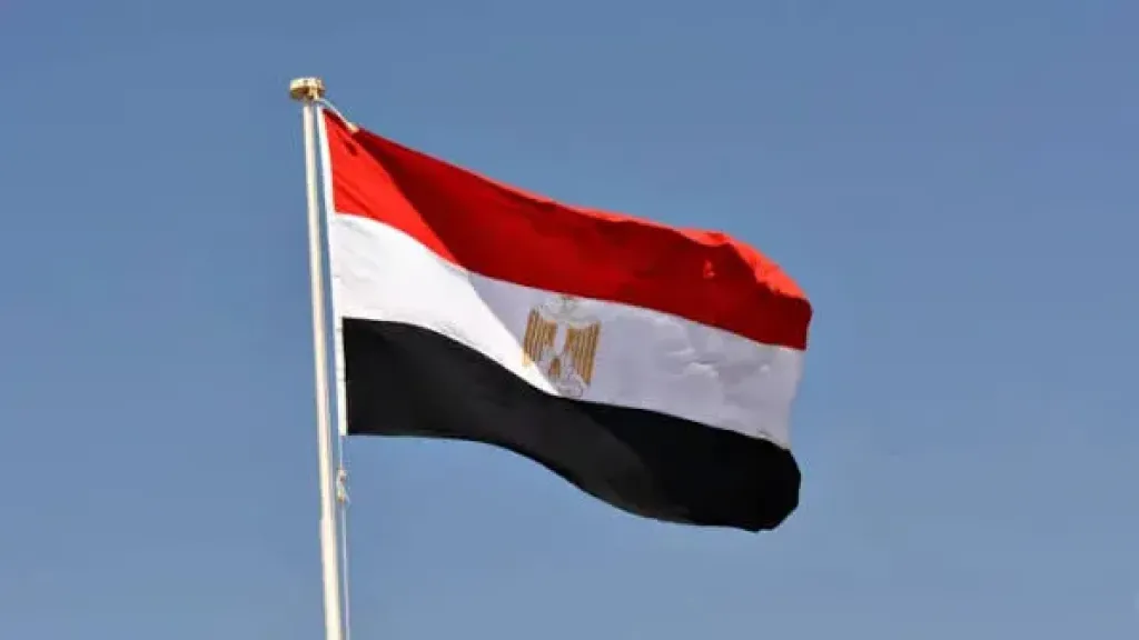 مصر تدين اعتداءات إيران على الكويت والبحرين وتعرب عن تضامنها معهما