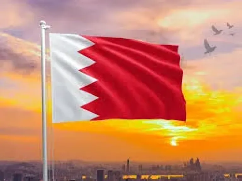 البحرين: العدوان الإيراني الآثم استهدف أجهزة الملاحة الجوية المدنية بمسيرات معادية