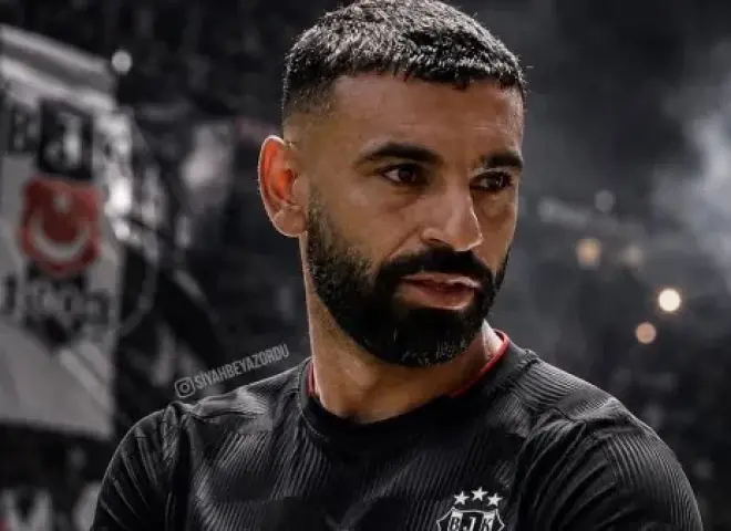 «28 يوليو» يوم الحسم.. كواليس رد محمد صلاح المرتقب على عرض بشكتاش التركي