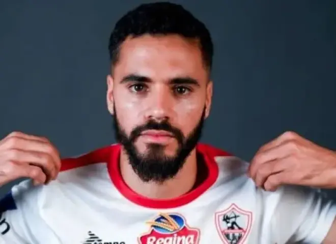 محمود بنتايك يصل القاهرة للانخراط في معسكر الزمالك التحضيري