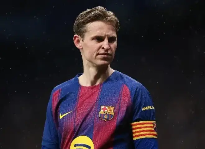 دي يونج يرد على شائعات مستقبله مع برشلونة ويكشف تفاصيل إصابته