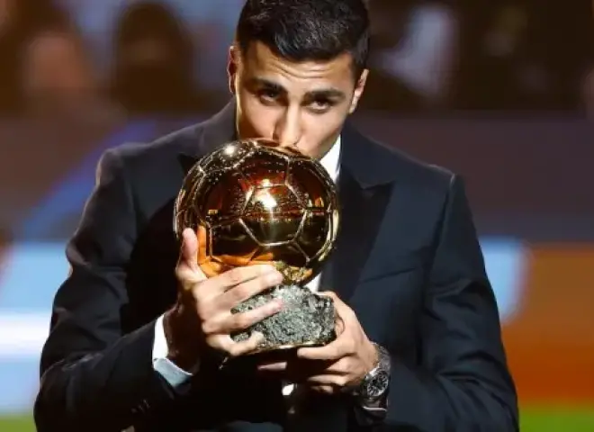 برشلونة يقترب من حسم صفقة رودري بعد تقدم المفاوضات مع مانشستر سيتي