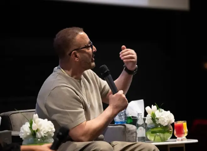 أحمد السقا يكشف تفاصيل من مشواره الفني ويحسم حقيقة خلافاته مع النجوم