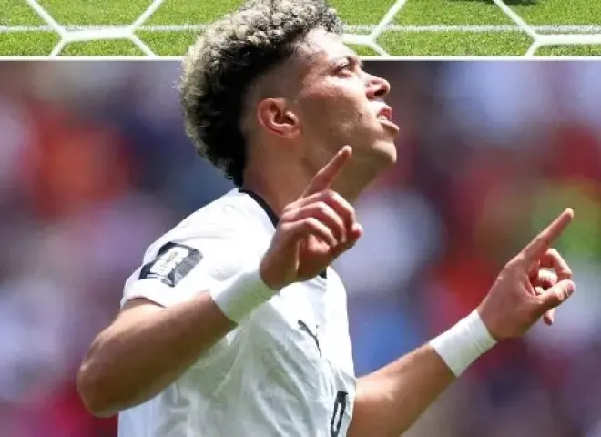 إمام عاشور.. شوبير يكشف موقف الأهلي من تجميد اللاعب بسبب تجديد عقده
