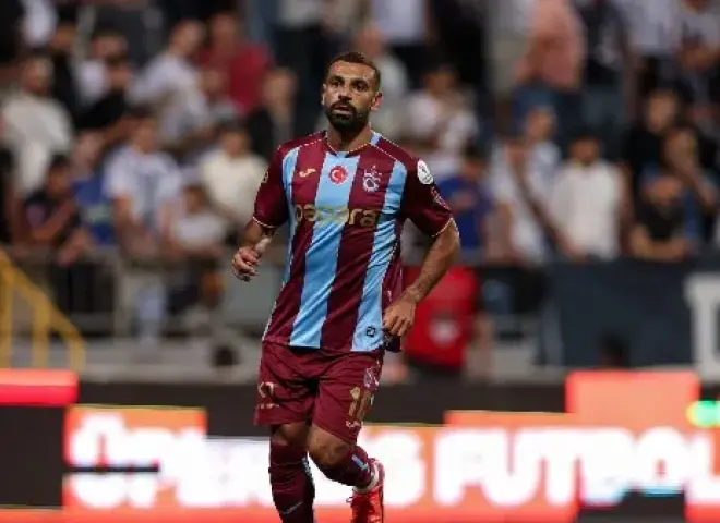 محمد صلاح يتألق مع طرابزون سبور ويقتحم التشكيل المثالي للدوري التركي