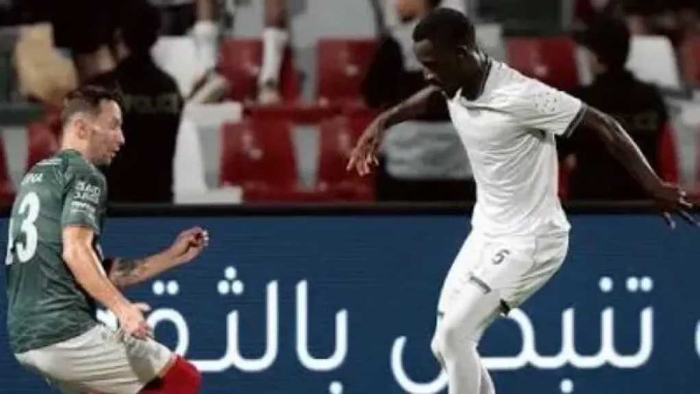 الدرعية يضرب الاتفاق بثلاثية في دوري روشن السعودي