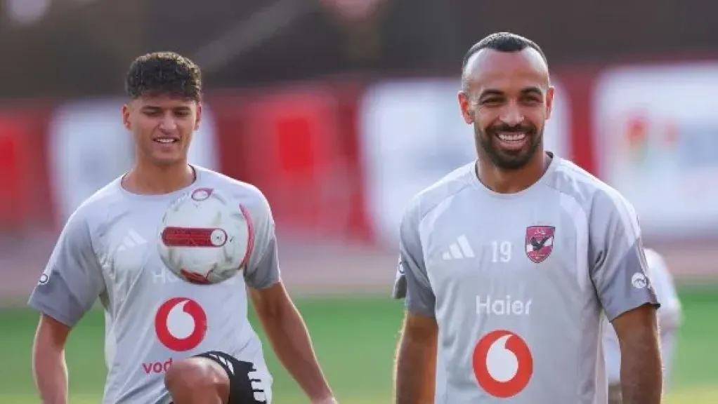 الأهلي يستعيد أفشة ومحمد عبد الله قبل مواجهة سموحة