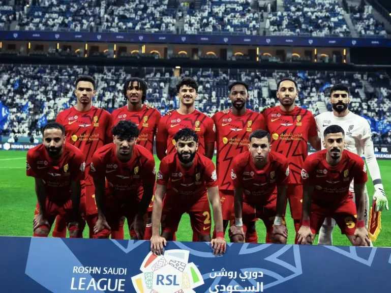 أين يمكنني مشاهدة مباراة الدرعية ضد القادسية بث مباشر عبر القنوات الرسمية؟