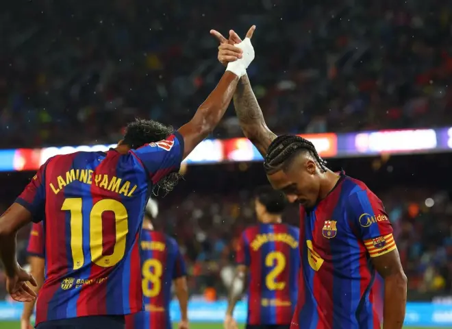 القنوات الناقلة لمباراة برشلونة وإشبيلية اليوم في الدوري الإسباني