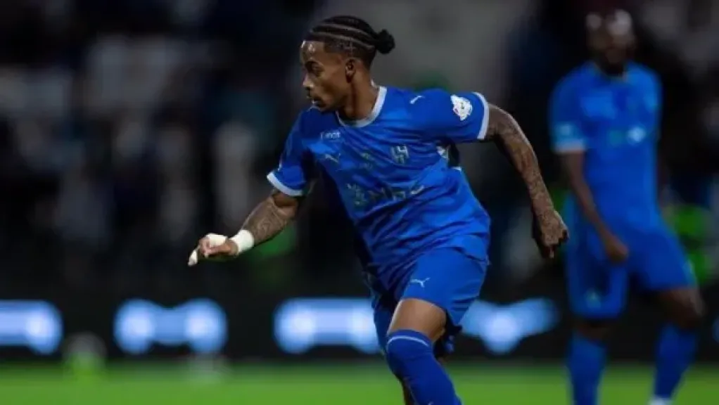 الهلال يترقب عقوبة سامرفيل بعد طرده أمام الغرافة