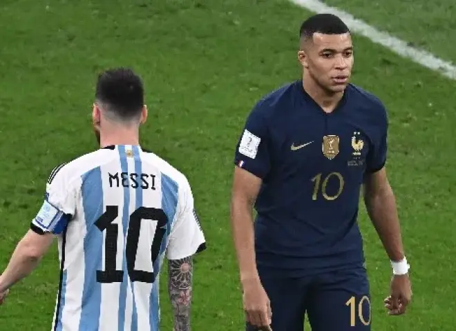 ريال مدريد يعلن إصابة كيليان مبابي ويكشف مدة غيابه المتوقعة