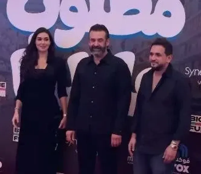 أبطال «مطلوب عائليًا» يحتفلون بالعرض الأول في دبي