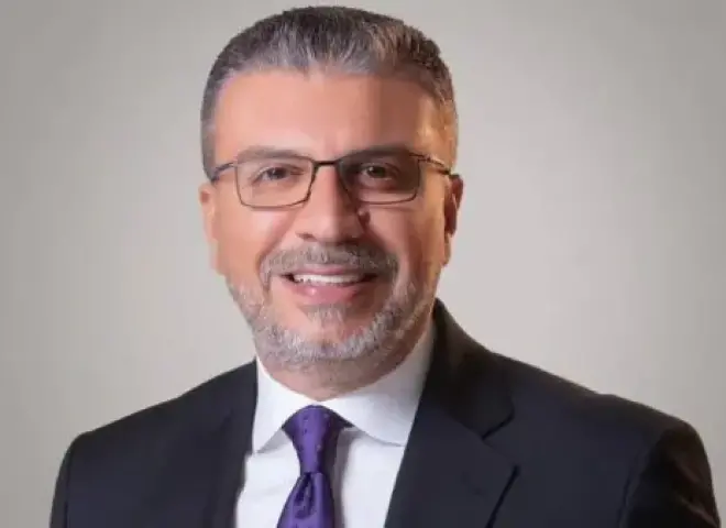 وزير التعليم العالي يهنئ عمرو الليثي بإعادة انتخابه رئيسًا لاتحاد إذاعات وتليفزيونات التعاون الإسلامي