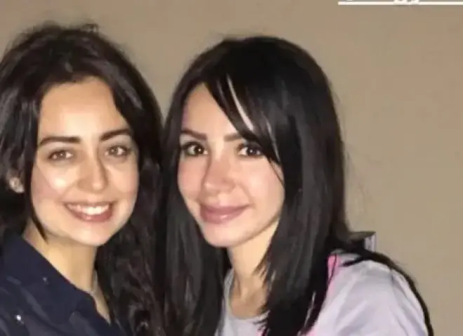 هبة مجدي تطلب الدعاء للكاتبة إنجي علاء بعد خضوعها لجراحة في المخ