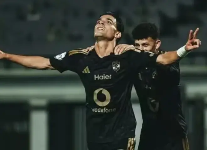 الأهلي يتمسك بتجديد عقد أشرف بن شرقي.. تفاصيل المفاوضات والراتب الجديد