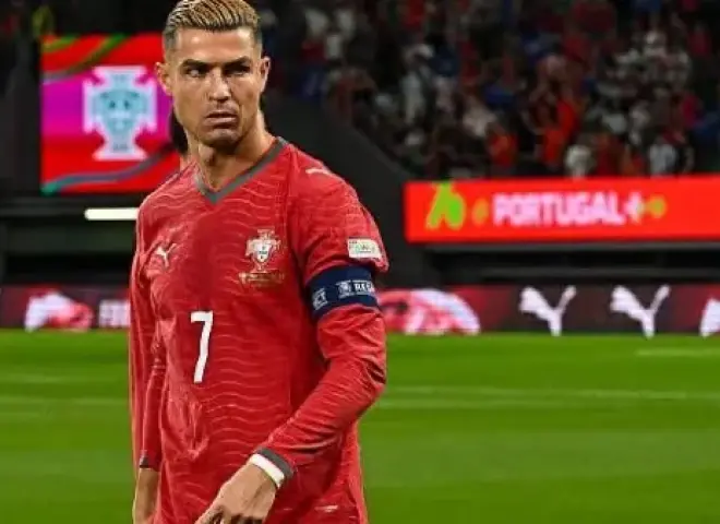إيقاف كريستيانو رونالدو 30 يومًا وغرامة مالية بعد أزمة منتخب البرتغال