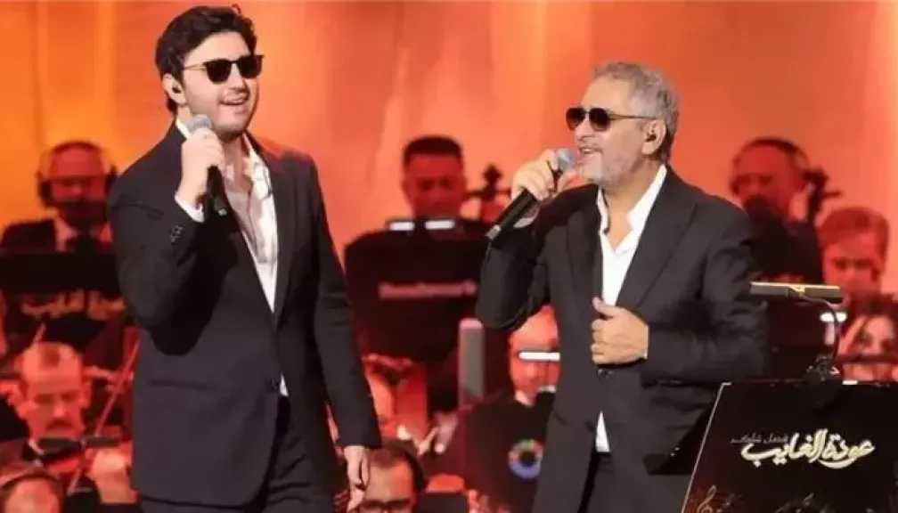 سر النظارة السوداء.. ماذا كشف فضل شاكر بعد عودته للمسرح؟