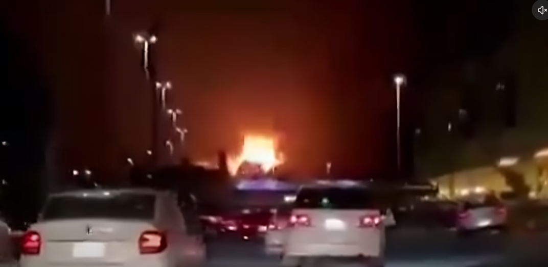 الحوثيون -السعودية -الحوثيون تضرب السعودية-مطار أبها-استهداف مطار أبها